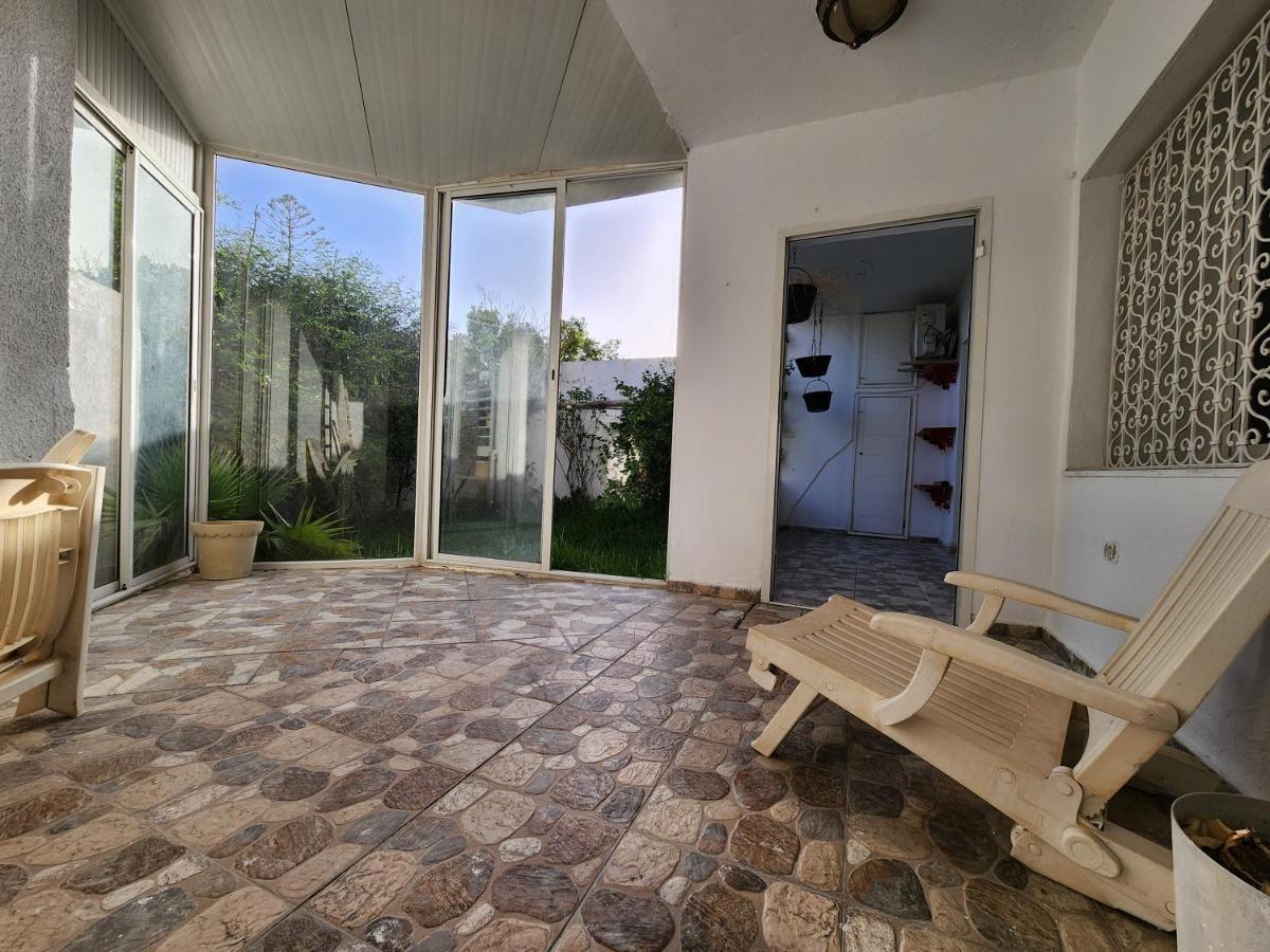 Duplex Bien Equipe Securise Avec Jardin Et Veranda La Marsa Eksteriør bilde